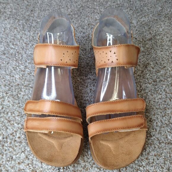 Propet women’s leather strappy sandals size 11 - Picture 3 of 12